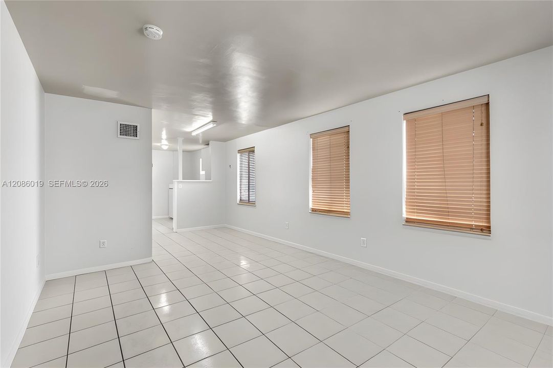 En Venta: $565,000 (0 camas, 0 baños, 1780 Pies cuadrados)