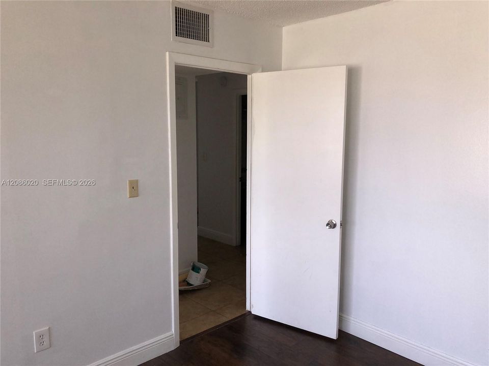 En Venta: $178,000 (2 camas, 1 baños, 1075 Pies cuadrados)