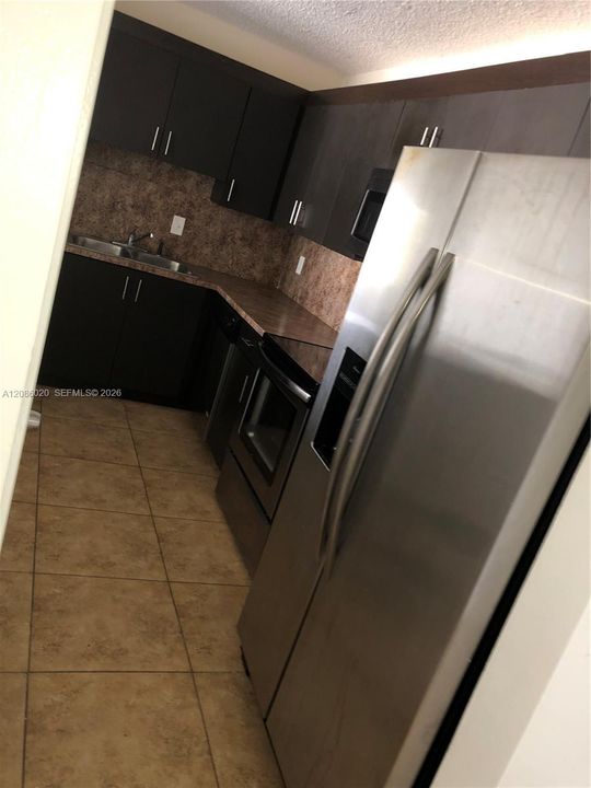 En Venta: $178,000 (2 camas, 1 baños, 1075 Pies cuadrados)