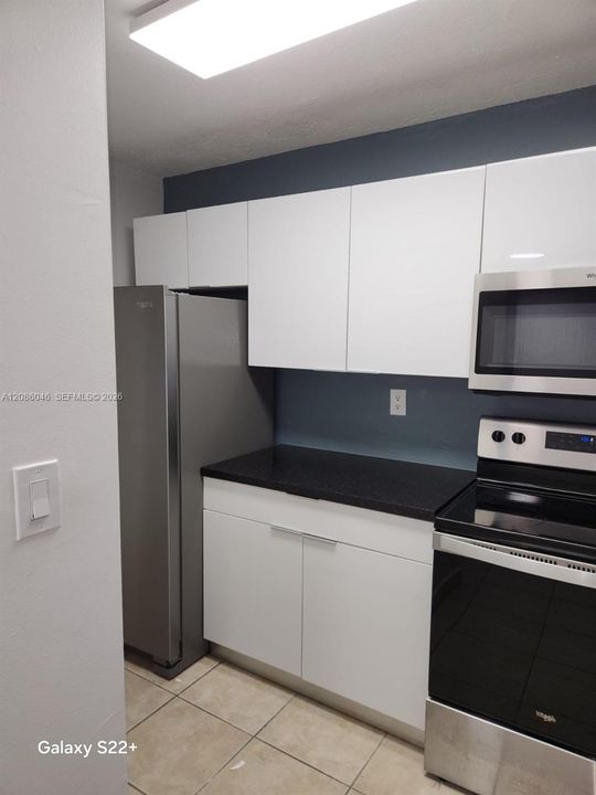 В аренду: $2,300 (3 спален, 2 ванн, 1165 Квадратных фут)