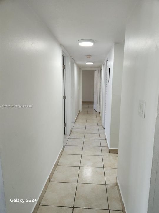 В аренду: $2,300 (3 спален, 2 ванн, 1165 Квадратных фут)