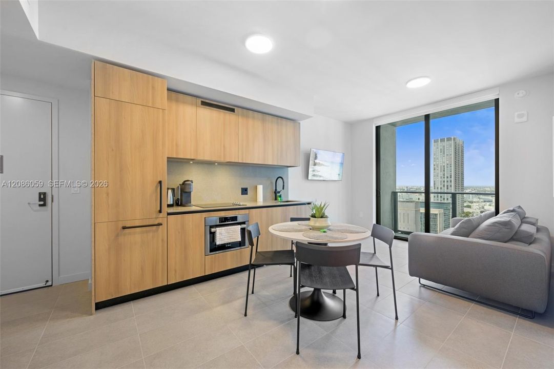 For Rent: $3,400 (1 beds, 1 baths, 511 Square Feet)