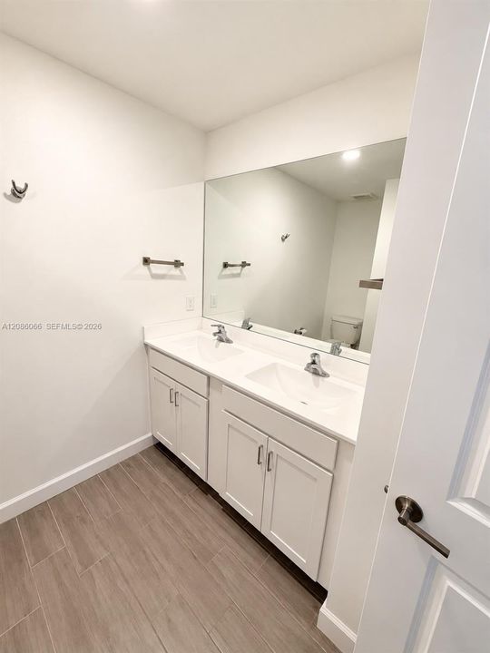 En Venta: $439,000 (3 camas, 2 baños, 1609 Pies cuadrados)