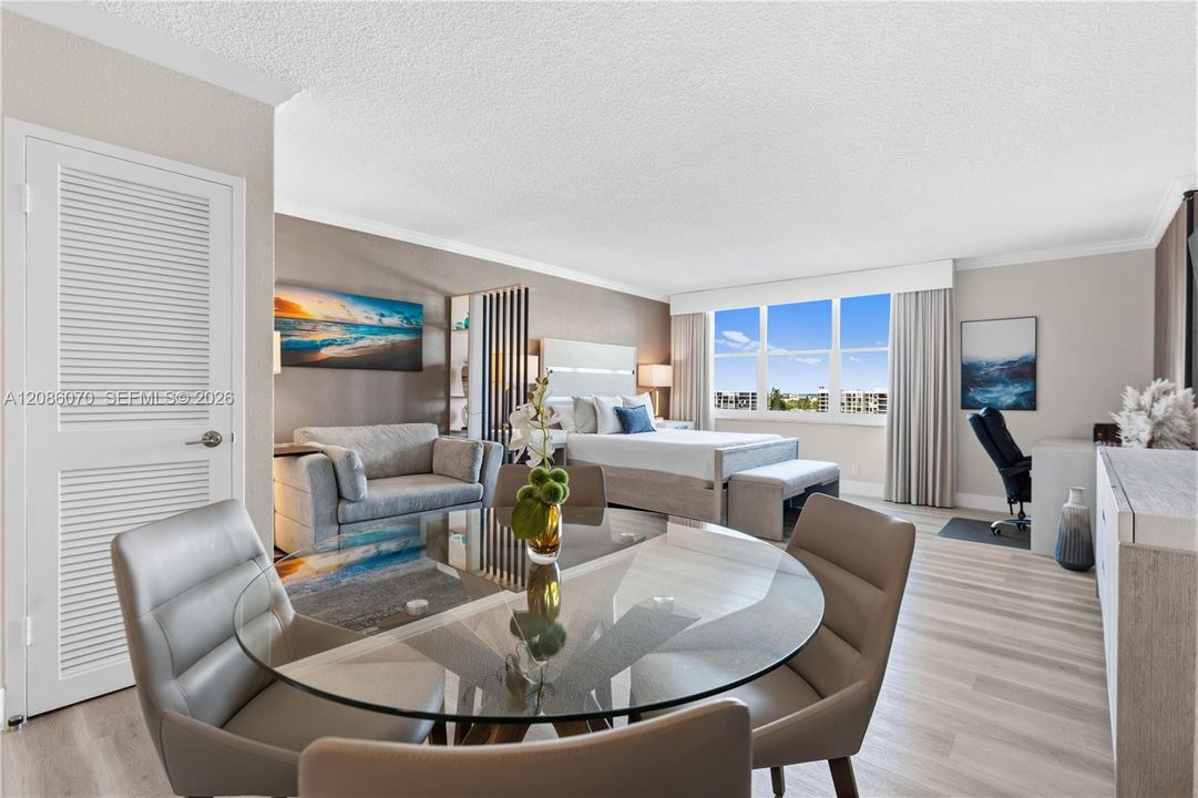 В аренду: $2,400 (0 спален, 1 ванн, 590 Квадратных фут)
