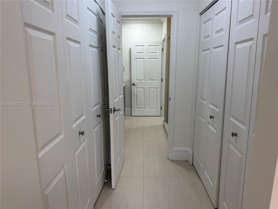 В аренду: $3,650 (3 спален, 2 ванн, 1732 Квадратных фут)