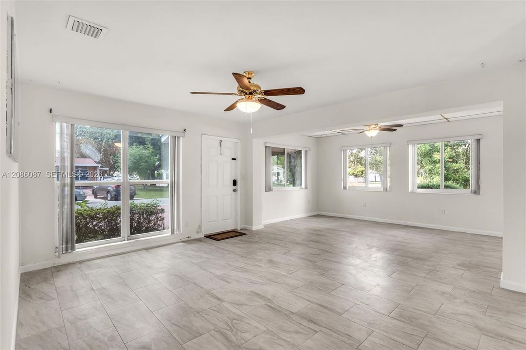 For Sale: $510,000 (3 beds, 2 baths, 1365 Square Feet)