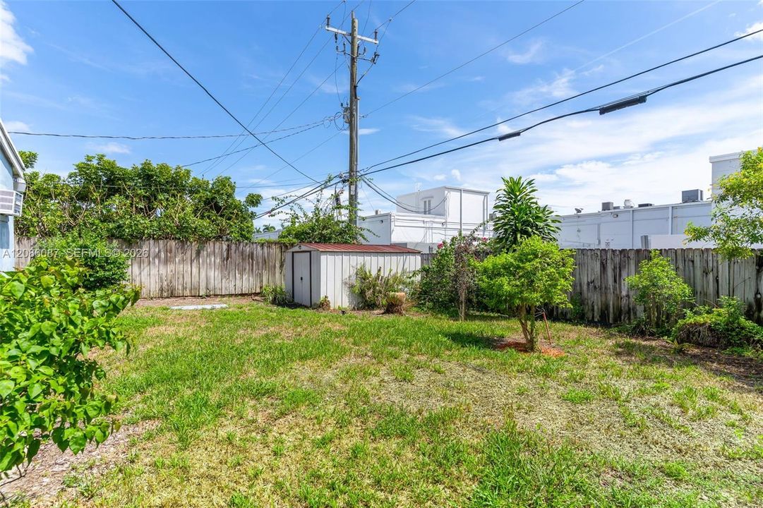 For Sale: $510,000 (3 beds, 2 baths, 1365 Square Feet)