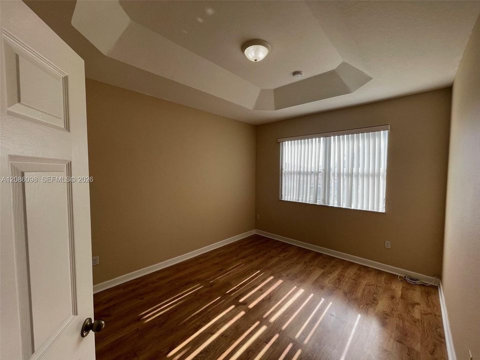 For Rent: $2,850 (4 beds, 2 baths, 1546 Square Feet)