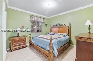 For Sale: $580,000 (6 beds, 4 baths, 3678 Square Feet)
