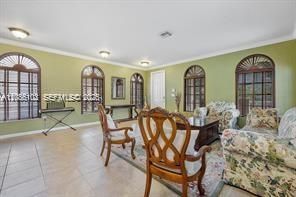 For Sale: $580,000 (6 beds, 4 baths, 3678 Square Feet)