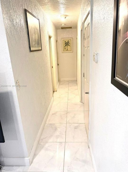 En Venta: $524,900 (4 camas, 3 baños, 1274 Pies cuadrados)