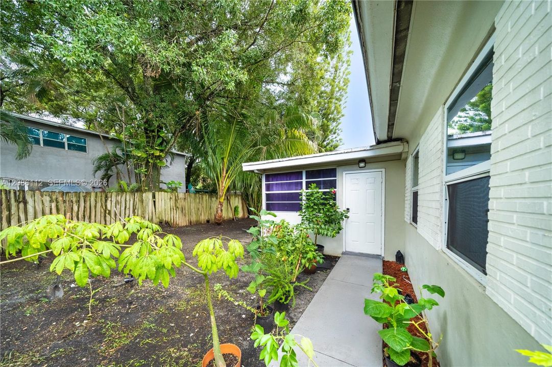 En Venta: $549,000 (0 camas, 0 baños, 1210 Pies cuadrados)