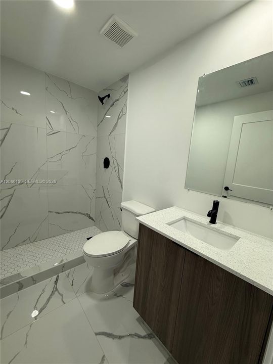 For Rent: $2,850 (4 beds, 2 baths, 1800 Square Feet)