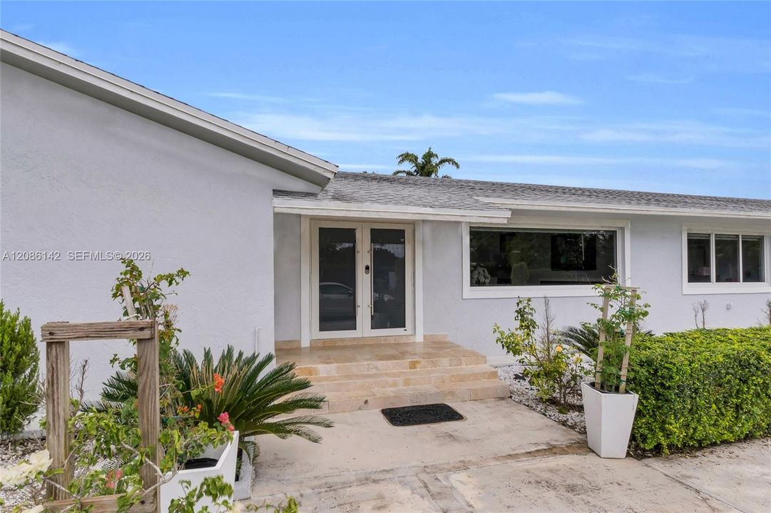 For Sale: $1,750,000 (3 beds, 3 baths, 3279 Square Feet)