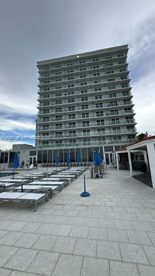 For Sale: $119,900 (0 beds, 1 baths, 410 Square Feet)