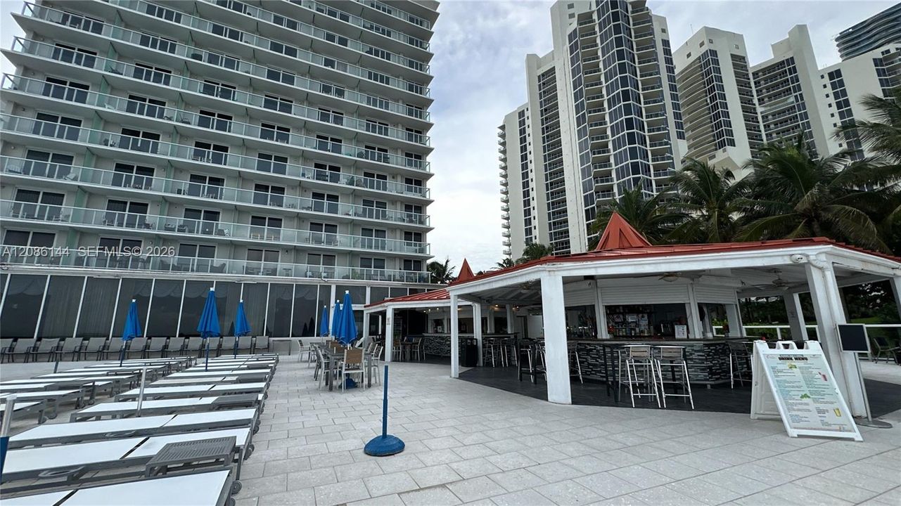 For Sale: $119,900 (0 beds, 1 baths, 410 Square Feet)