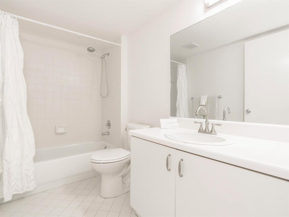 10. 1651 SW 127th Ave Interior