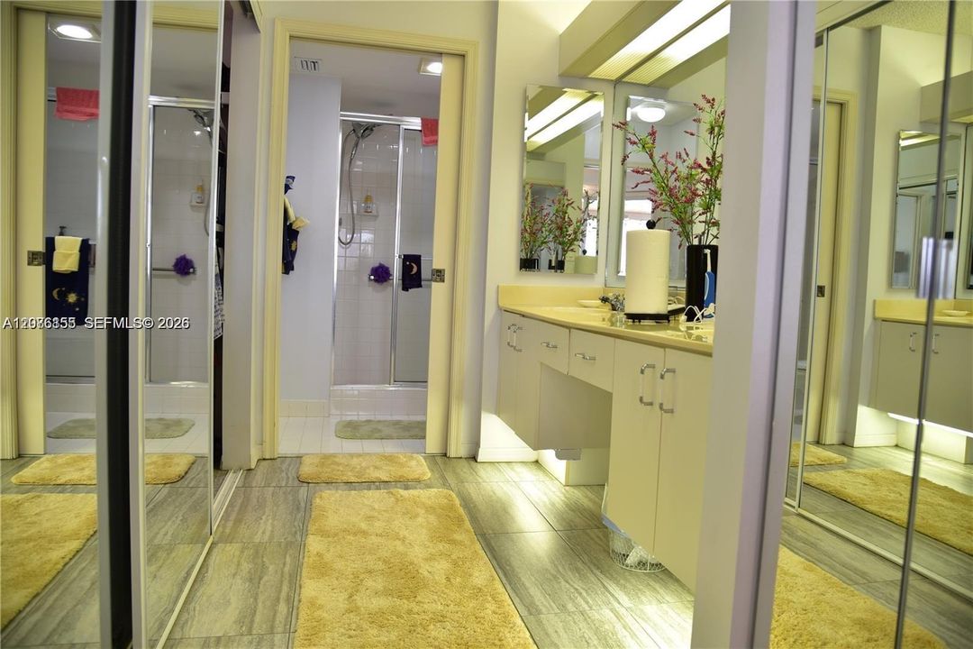 На продажу: $225,000 (2 спален, 2 ванн, 1500 Квадратных фут)