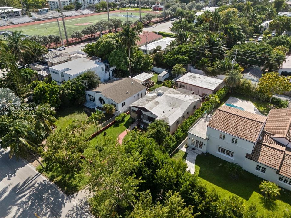 На продажу: $1,650,000 (3 спален, 3 ванн, 2385 Квадратных фут)