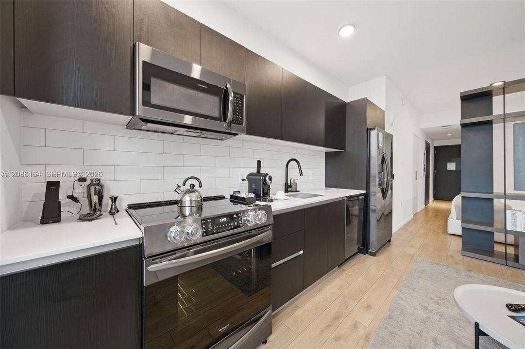 For Sale: $489,000 (0 beds, 1 baths, 430 Square Feet)
