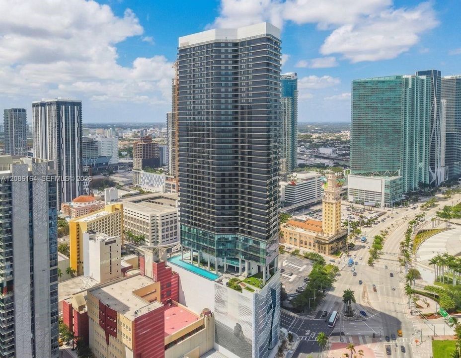 For Sale: $489,000 (0 beds, 1 baths, 430 Square Feet)