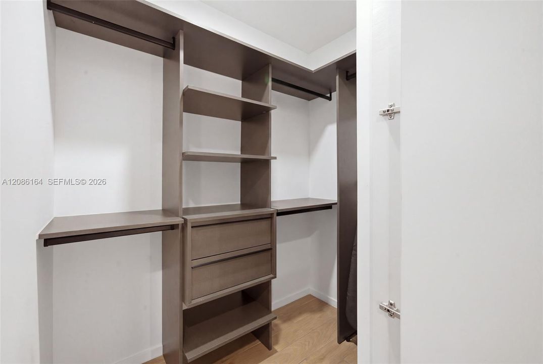 For Sale: $489,000 (0 beds, 1 baths, 430 Square Feet)