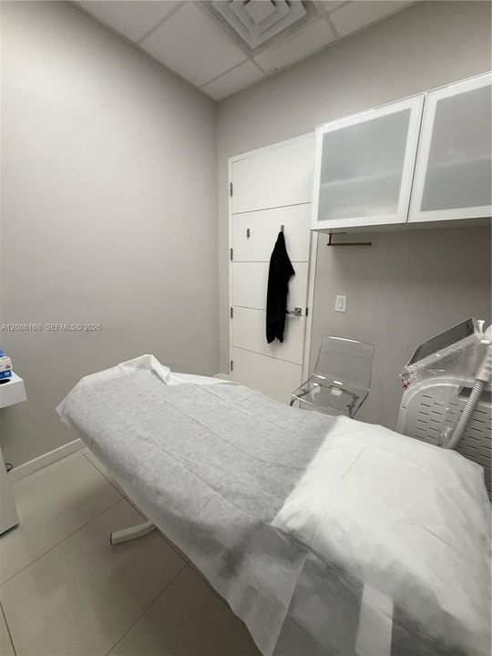 For Rent: $1,200 (0 beds, 0 baths, 0 Square Feet)