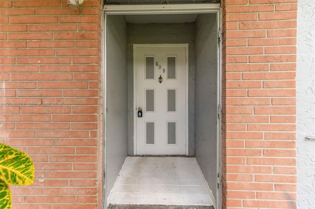 В аренду: $2,900 (4 спален, 2 ванн, 1364 Квадратных фут)