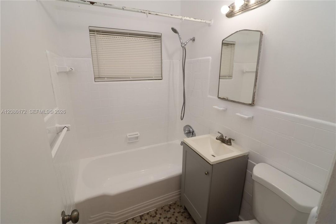 В аренду: $1,500 (1 спален, 1 ванн, 600 Квадратных фут)
