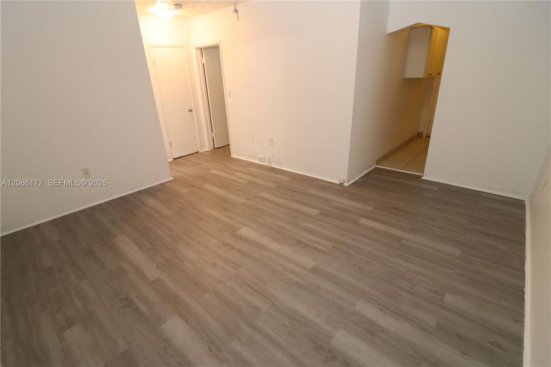 В аренду: $1,500 (1 спален, 1 ванн, 600 Квадратных фут)