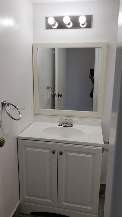 For Rent: $2,600 (3 beds, 2 baths, 1016 Square Feet)
