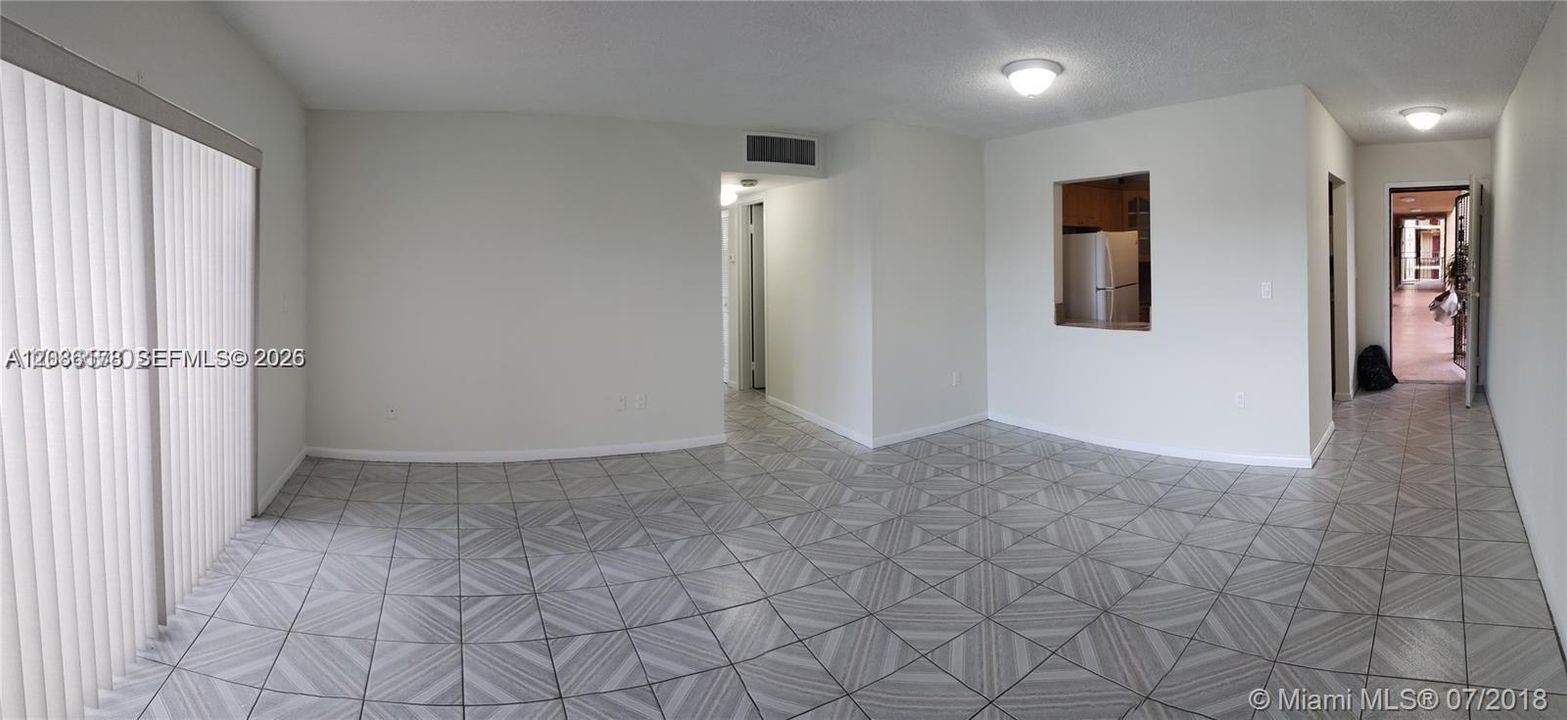 For Rent: $2,600 (3 beds, 2 baths, 1016 Square Feet)