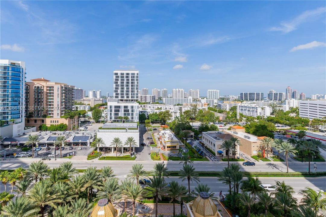 For Rent: $45,000 (4 beds, 6 baths, 4609 Square Feet)