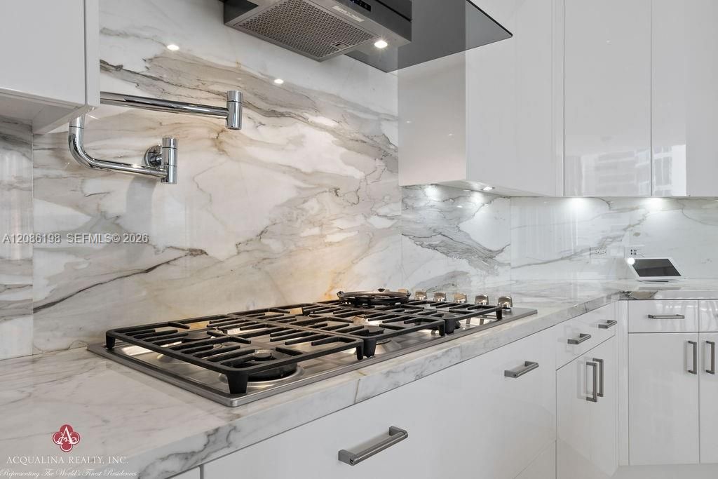 For Rent: $45,000 (4 beds, 6 baths, 4609 Square Feet)