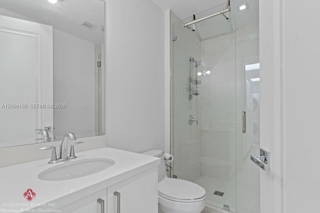For Rent: $45,000 (4 beds, 6 baths, 4609 Square Feet)