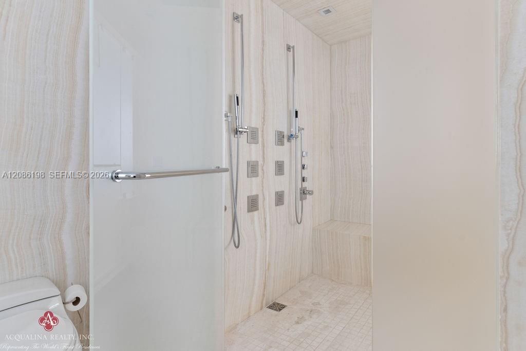 For Rent: $45,000 (4 beds, 6 baths, 4609 Square Feet)