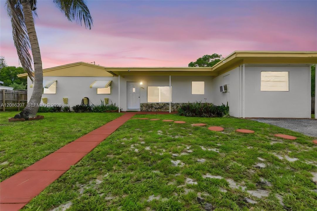 En Venta: $530,000 (3 camas, 1 baños, 1270 Pies cuadrados)