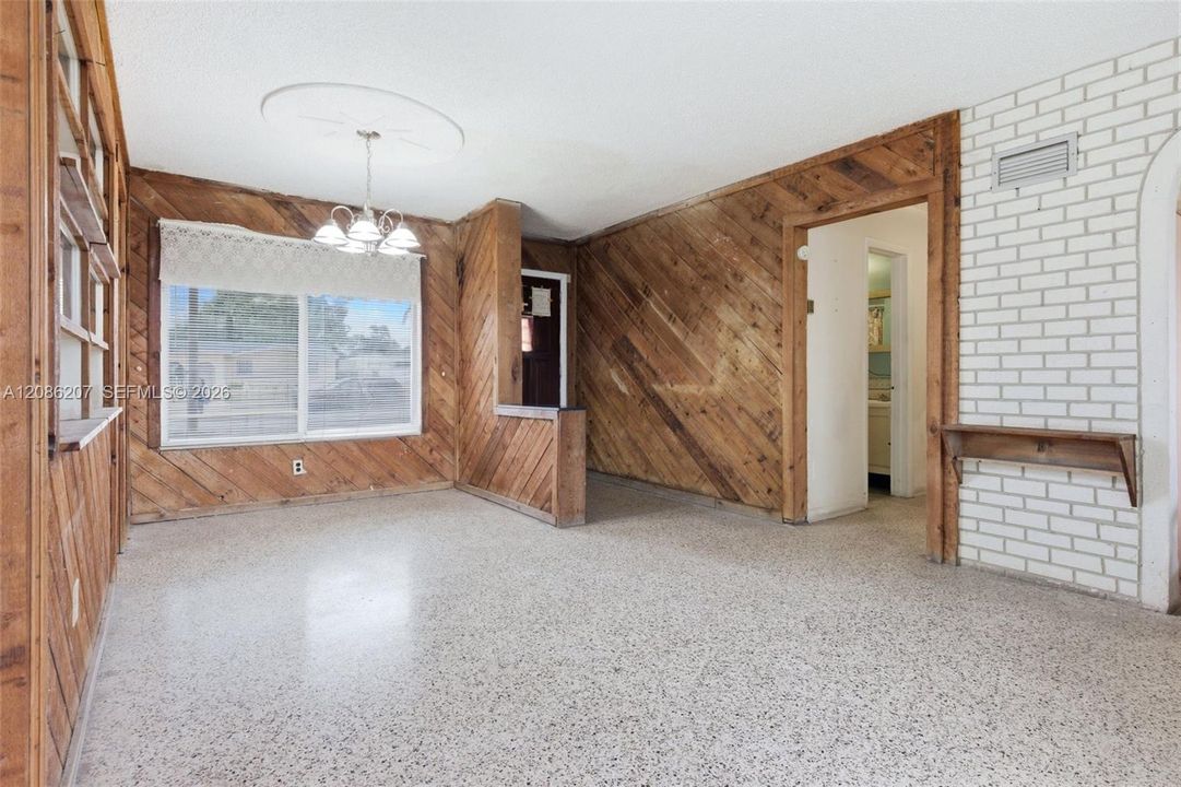En Venta: $530,000 (3 camas, 1 baños, 1270 Pies cuadrados)