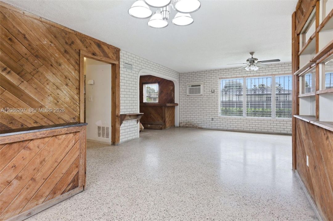 En Venta: $530,000 (3 camas, 1 baños, 1270 Pies cuadrados)