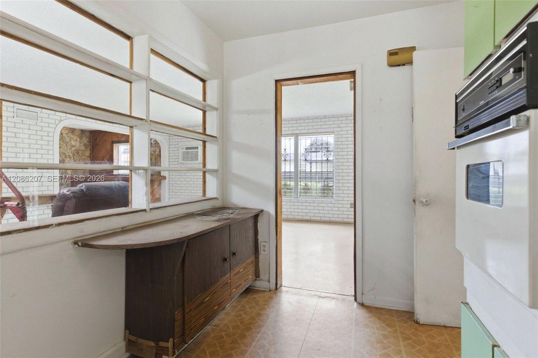 En Venta: $530,000 (3 camas, 1 baños, 1270 Pies cuadrados)