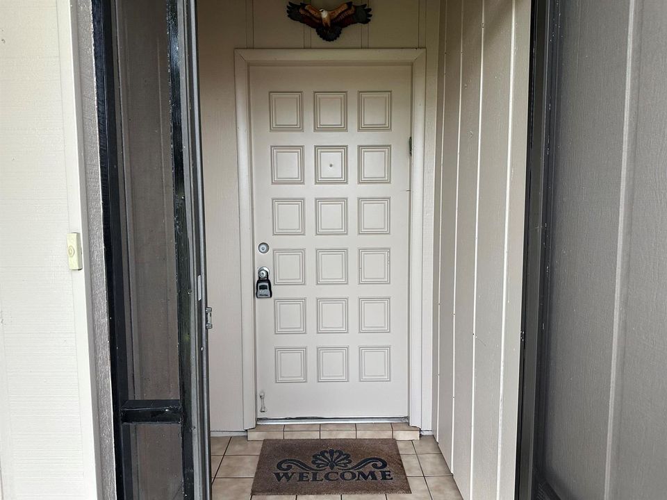 Screened in Entrance