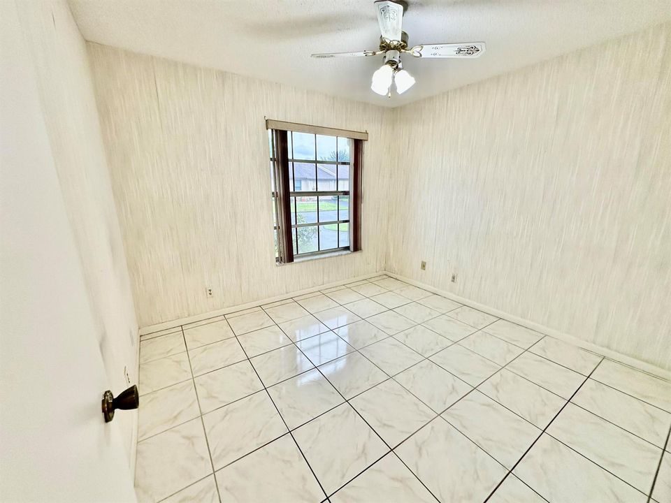 2nd Bedroom