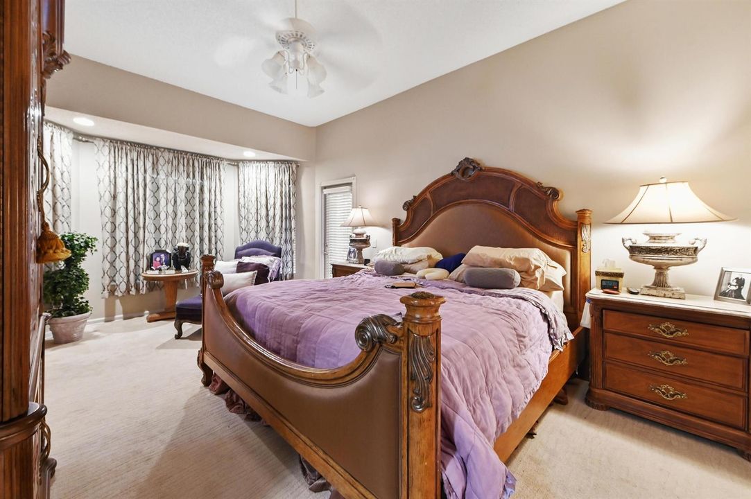 12 Bedroom 03