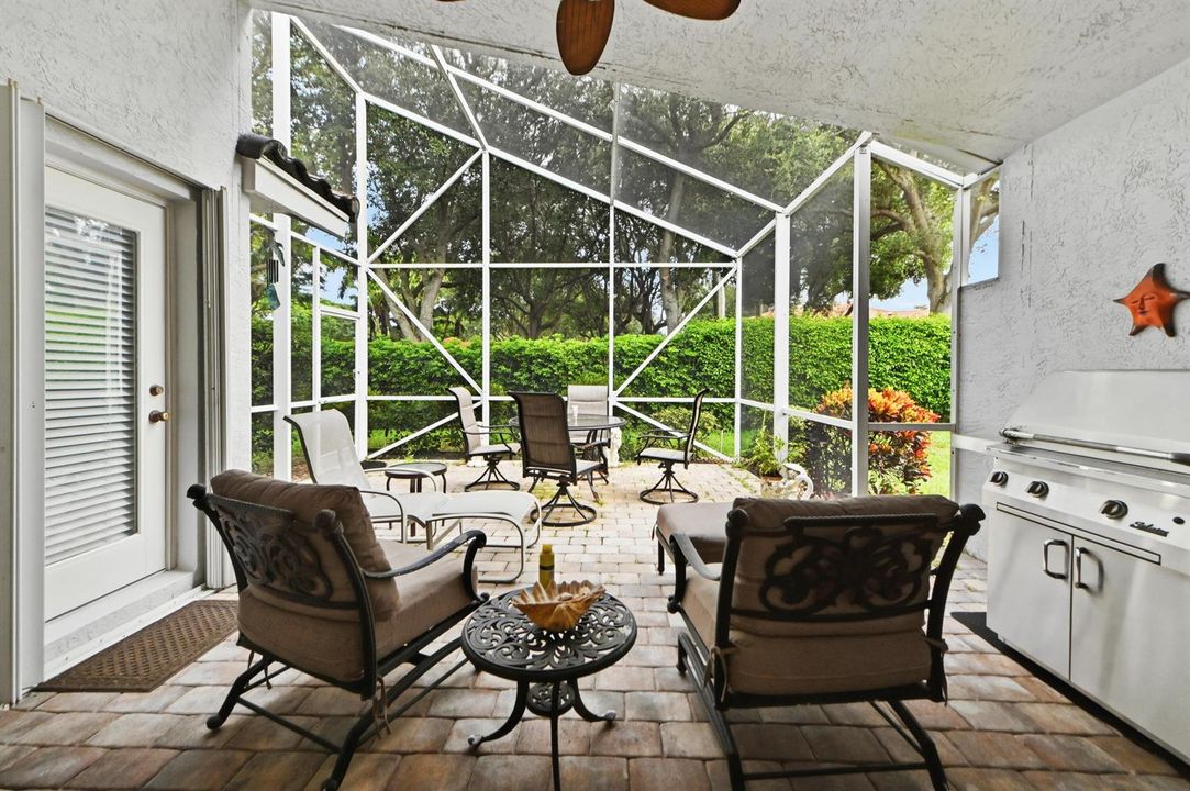 30 patio 01