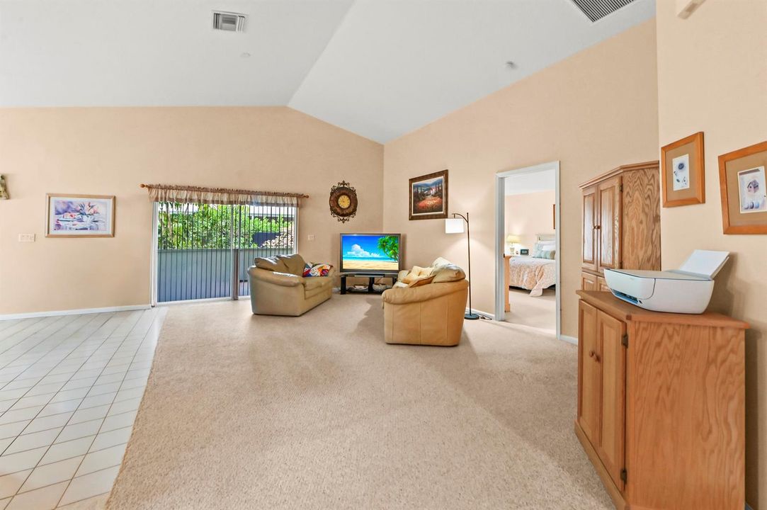 07 Living room 03