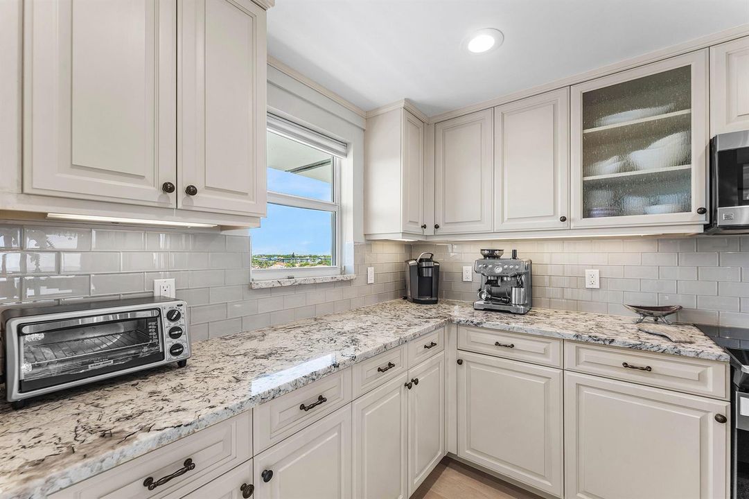 006-3101SouthOceanBoulevard-710-Highland
