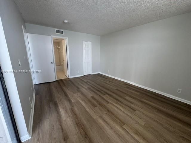 For Sale: $169,900 (2 beds, 2 baths, 920 Square Feet)