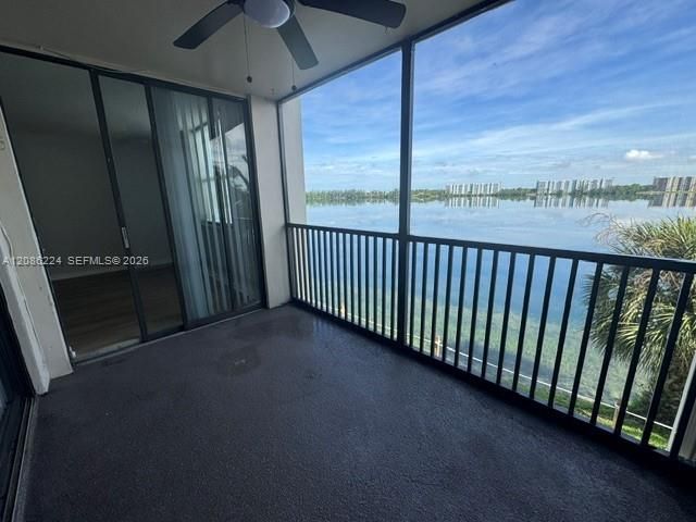 For Sale: $169,900 (2 beds, 2 baths, 920 Square Feet)