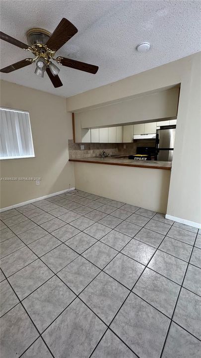 For Rent: $3,000 (3 beds, 2 baths, 1321 Square Feet)
