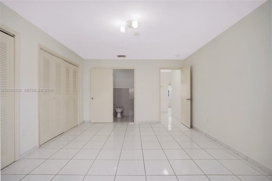 В аренду: $3,950 (3 спален, 2 ванн, 1501 Квадратных фут)